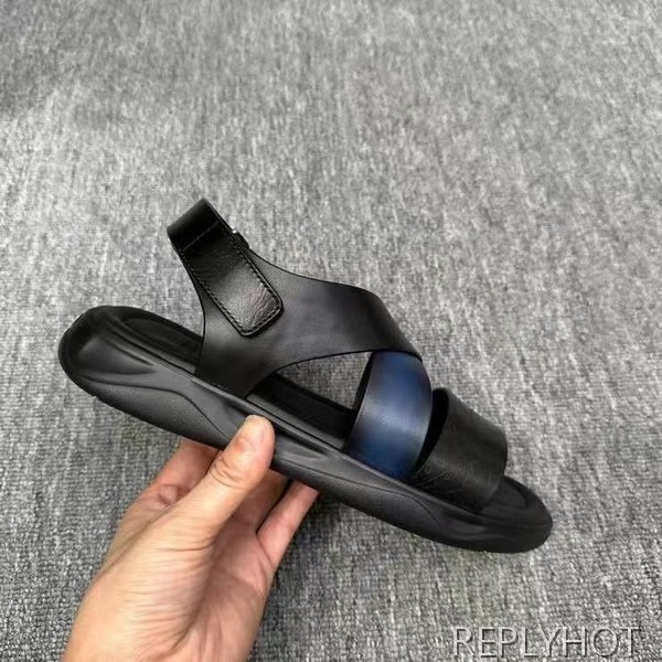 벨루티 2025  쉐도우 레더 샌들  신발