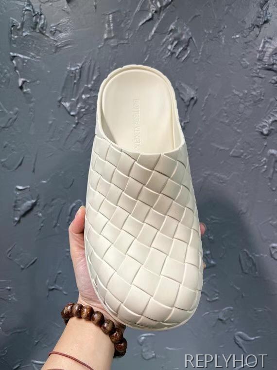 보테가베네타 2023 인트레치아토 슬라이드 뮬 샌들 슬리퍼