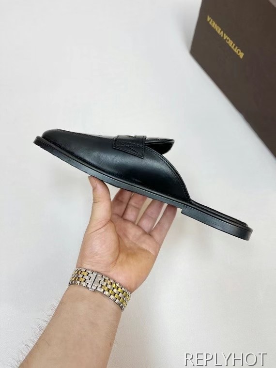 보테가베네타 2022 뮬 샌들