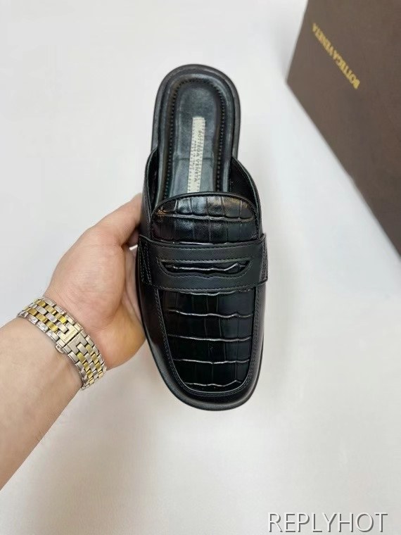 보테가베네타 2022 뮬 샌들