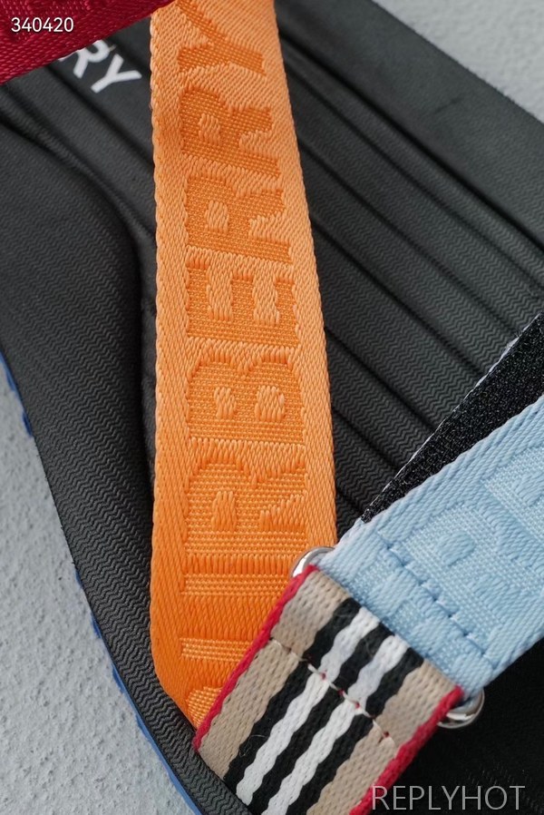 버버리 2022 아이콘 로고 스트라이프 샌들