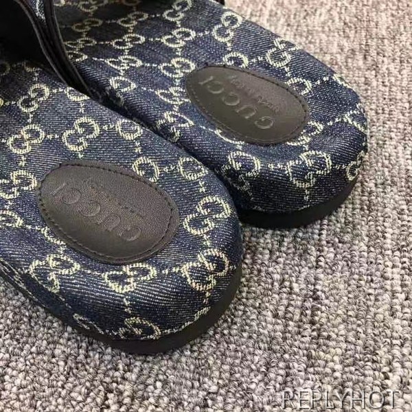 구찌 2022 GG 캔버스 슬라이드 샌들