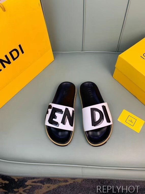 펜디 2022 로고 엠보 비치 샌들