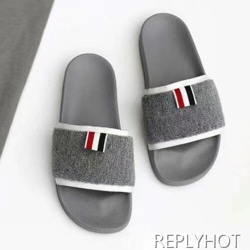 톰브라운 2022 그레이  화이트  파이핑 울  비치 샌들 슬라이드