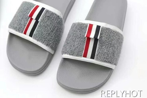 톰브라운 2022 그레이  화이트  파이핑 울 레이어 비치 샌들 슬라이드