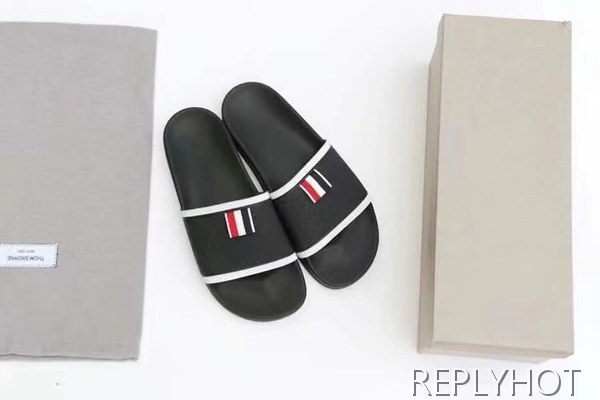 톰브라운 2022 블랙 화이트 파이핑 테이프 비치 샌들 슬라이드