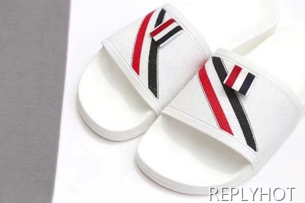 톰브라운 2022 디아고날 스트라이프 테이프 비치 샌들 슬라이드