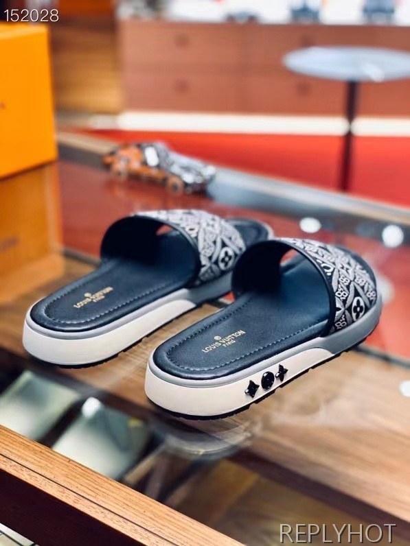 루이비통 2021 1854 아가일패턴 슬라이드 샌들