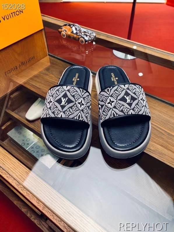 루이비통 2021 1854 아가일패턴 슬라이드 샌들