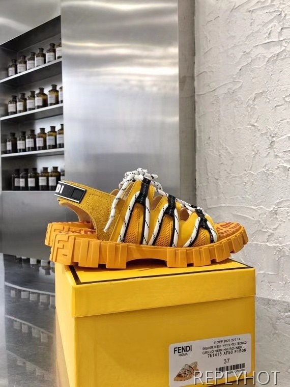 펜디 2021 자카드 스트랩 샌들