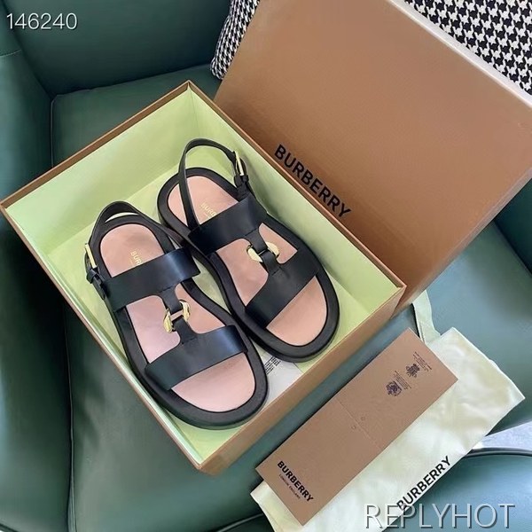 버버리 2021 버클 투스크랩 샌들