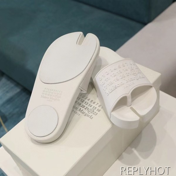 마르지엘라 2021 타비 슬리퍼