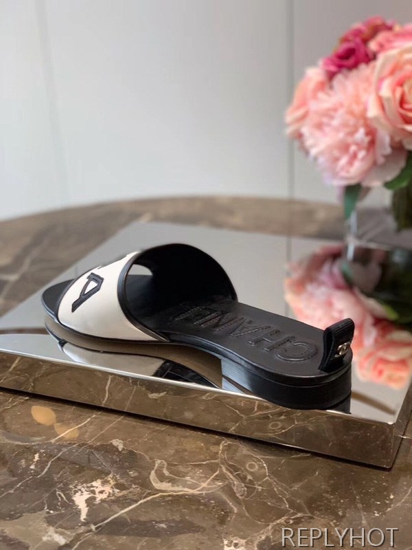 샤넬 이니셜 슬리퍼 3컬러