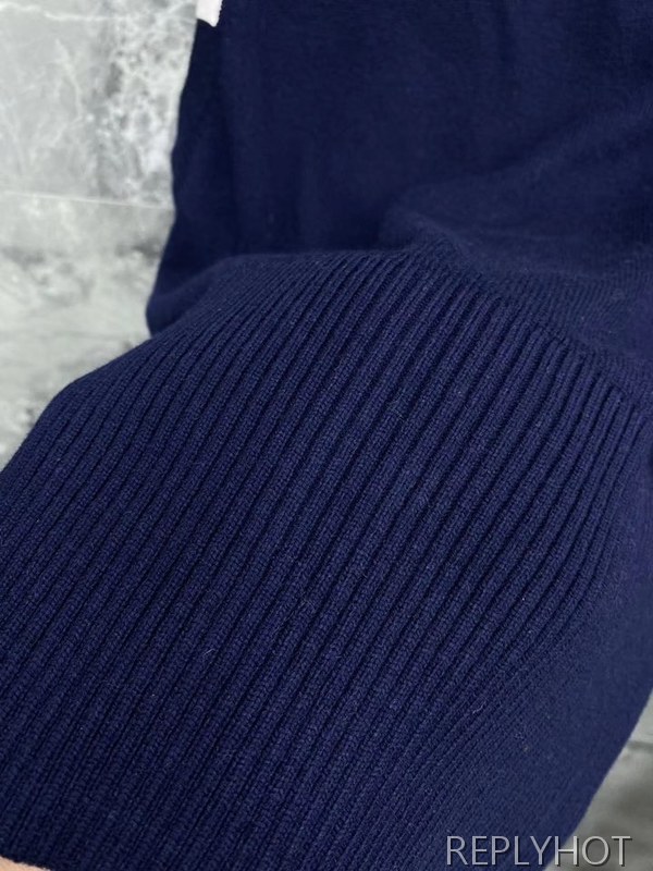 톰브라운 2020 캐시미어 스트라이프프린팅 니트베스트