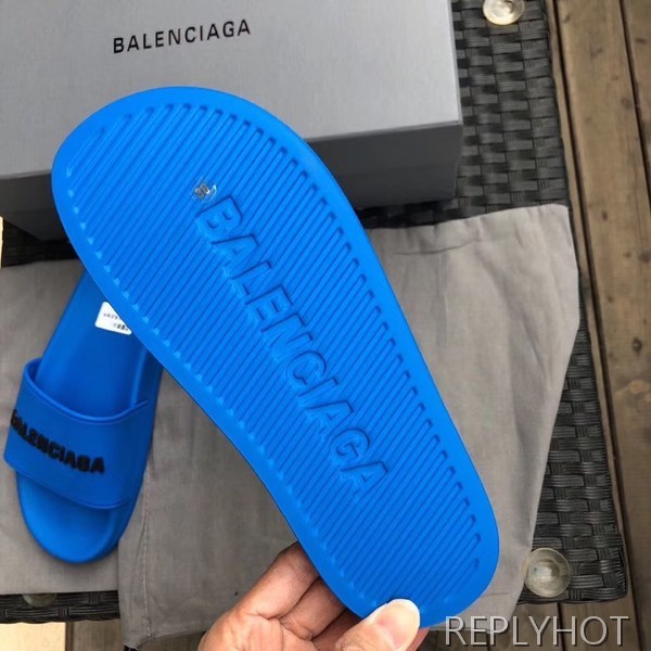 발렌시아가 2020 3d엠보로고 비치샌들 블루컬러