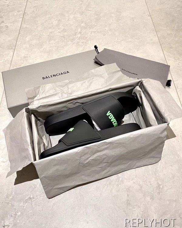 발렌시아가 2020 네온 엠보로고 비치샌들