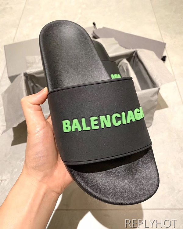 발렌시아가 2020 네온 엠보로고 비치샌들