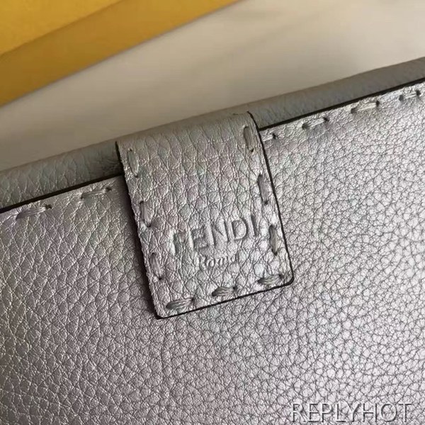 펜디 피카부 장지갑 0308 실버