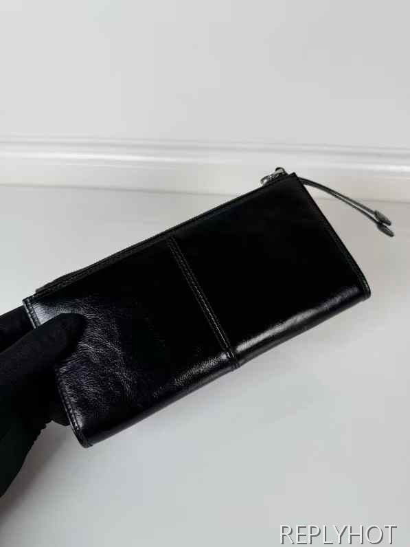 프라다 2025 2ML059 2CX7 F0002  반지갑 지갑