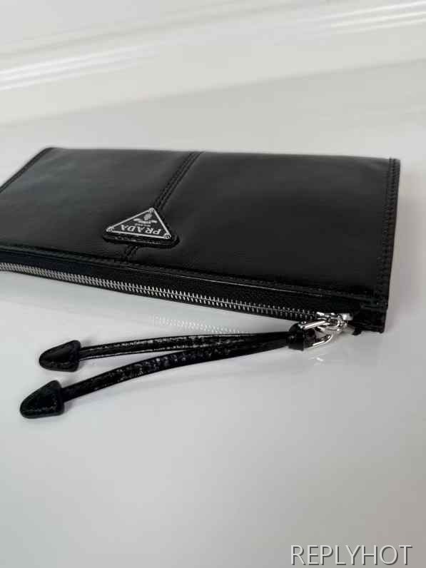 프라다 2025 2ML059 2CX7 F0002  반지갑 지갑