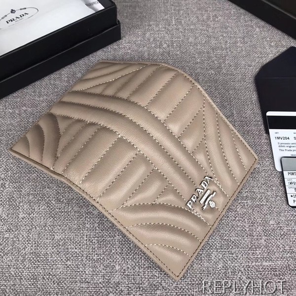 Prada 프라다 다이어그램 퀼팅 반지갑 1MV204 prada 여자지갑 5022