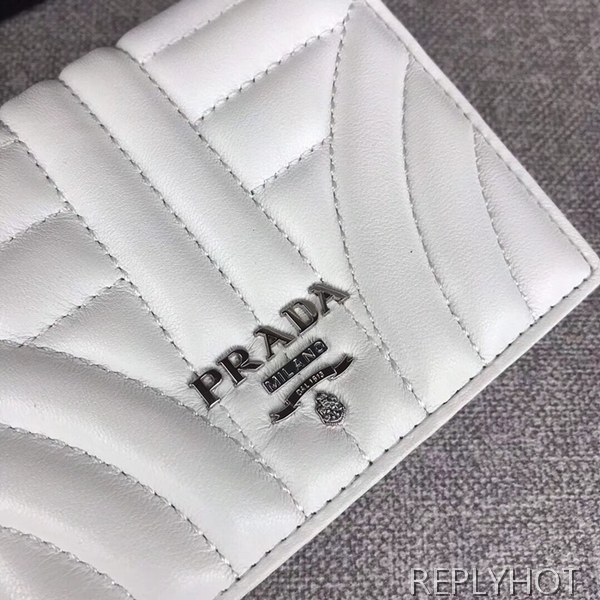 Prada 프라다 다이어그램 퀼팅 반지갑 1MV204 prada 여자지갑 5024