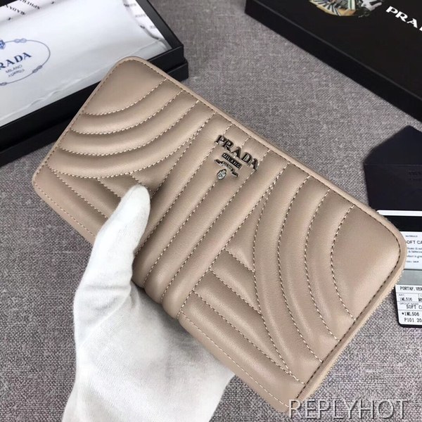 Prada 프라다 다이어그램 1ML506 prada 여자지갑 5021