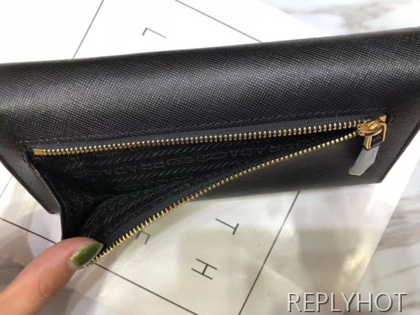 Prada 프라다 여성용 모노크롬 장지갑 블랙,레드,핑크