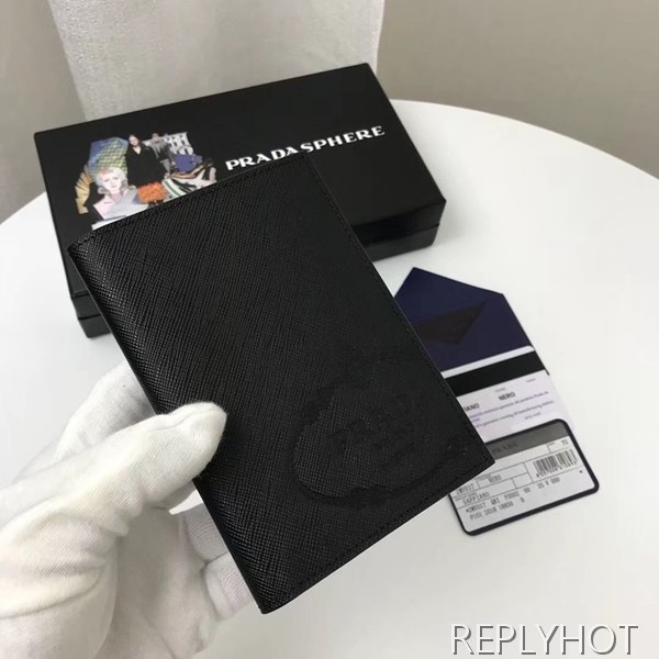 Prada 프라다 사피아노 Saffiano Passport Case , 2MV017
