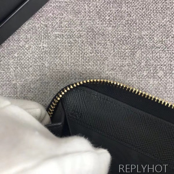 프라다 신상 장지갑 1ML506