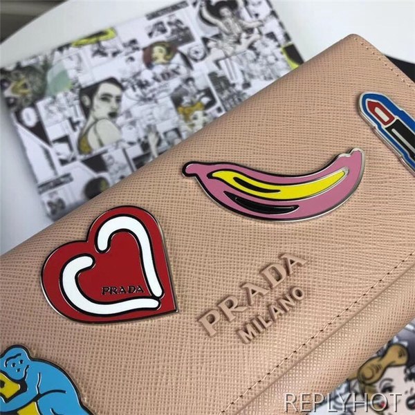 프라다 여성용 장지갑 1MH132 신상