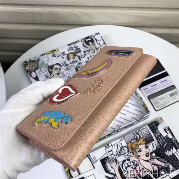 프라다 여성용 장지갑 1MH132 신상