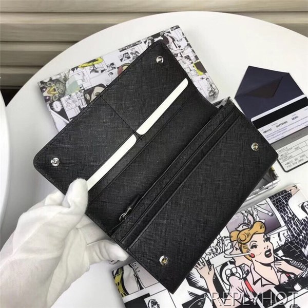 프라다 여성용 장지갑 1MH132 신상