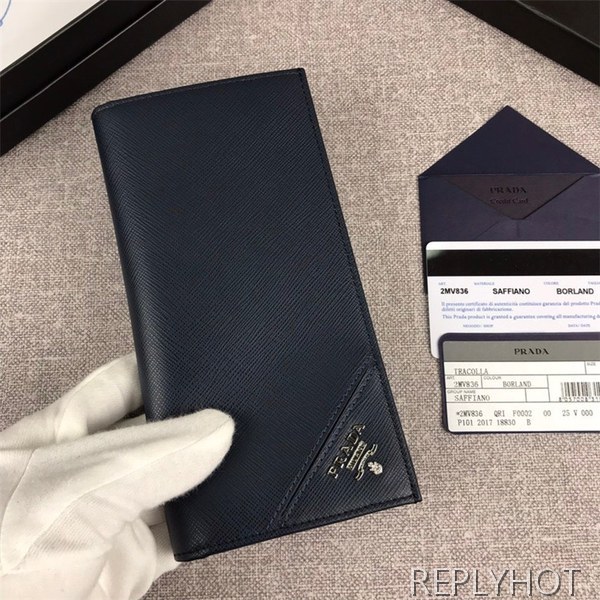 프라다 장지갑 신상 P1051