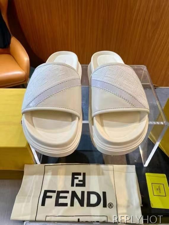 펜디 2025 디아고날 FF자카드 로고 뮬 샌들 슬리퍼 신발