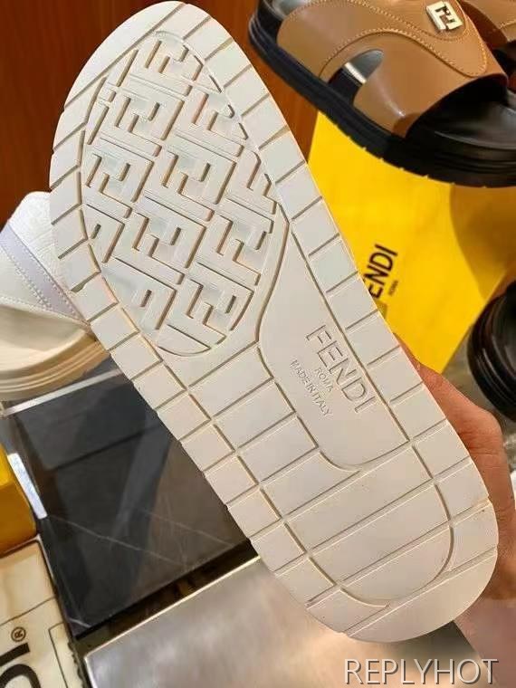 펜디 2025 디아고날 FF자카드 로고 뮬 샌들 슬리퍼 신발