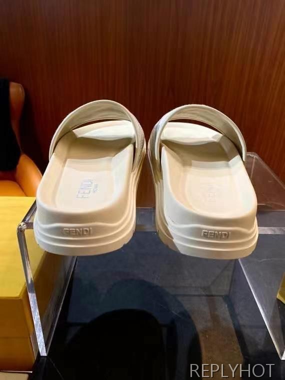 펜디 2025 디아고날 FF자카드 로고 뮬 샌들 슬리퍼 신발