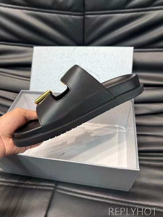 프라다 2025 버클 스틸사피아노 와펜 샌들 슬리퍼 신발