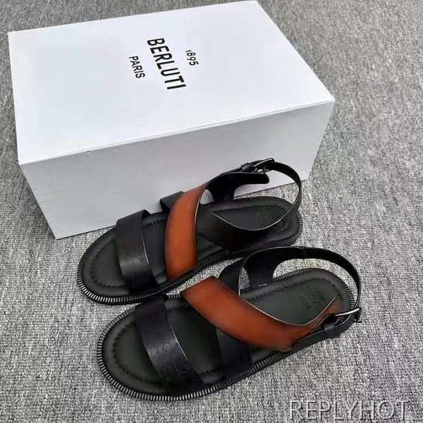 벨루티 2025  시프노스 패턴 가죽 샌들  신발