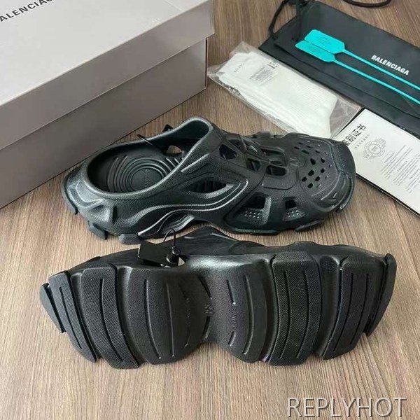 발렌시아가 2024 HD 컷아웃 슬라이드 뮬 샌들 슬리퍼