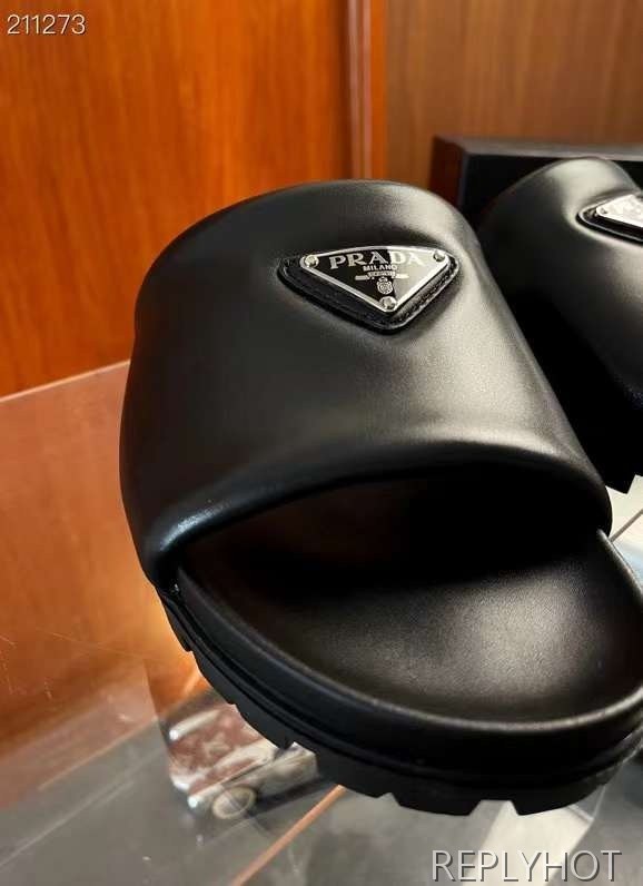 프라다 2024 스틸사피아노 와펜 뮬 샌들