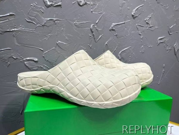 보테가베네타 2023 인트레치아토 슬라이드 뮬 샌들 슬리퍼