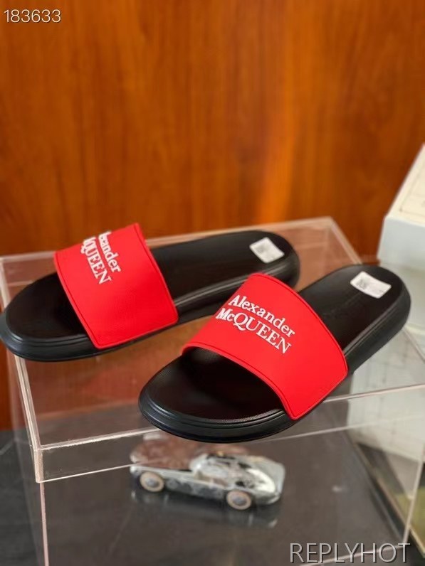 알렉산더맥퀸 2022 베이직 로고 비치 샌들