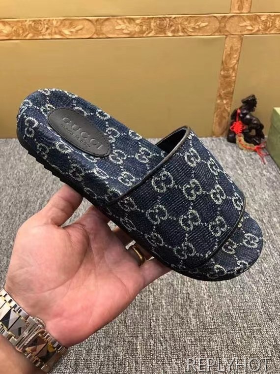 구찌 2022 GG 캔버스 슬라이드 샌들
