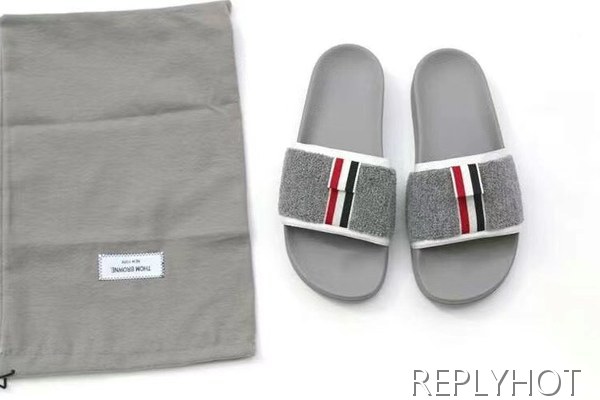 톰브라운 2022 그레이  화이트  파이핑 울 레이어 비치 샌들 슬라이드