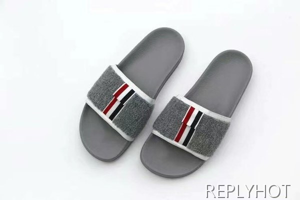 톰브라운 2022 그레이  화이트  파이핑 울 레이어 비치 샌들 슬라이드