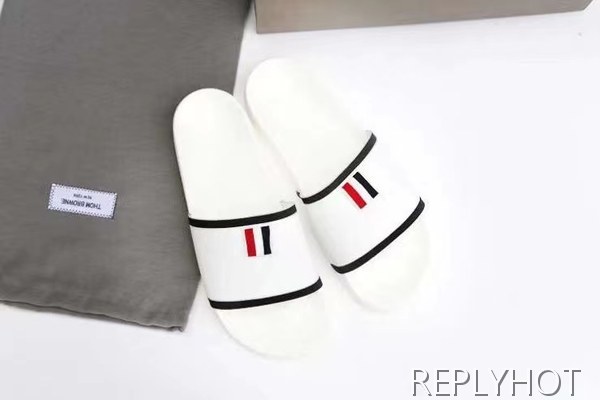 톰브라운 2022 화이트 블랙 파이핑 테이프 비치 샌들 슬라이드