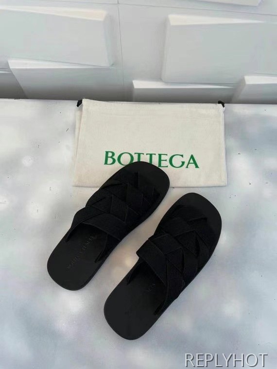 보테가베네타 2021 인트레아토 비치 샌들