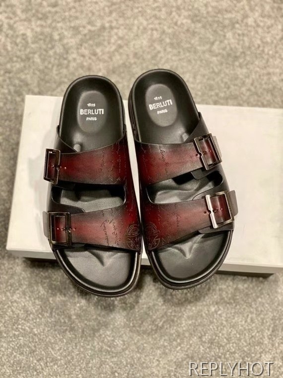 벨루티 2021 스크리토 더블 스트랩 샌들