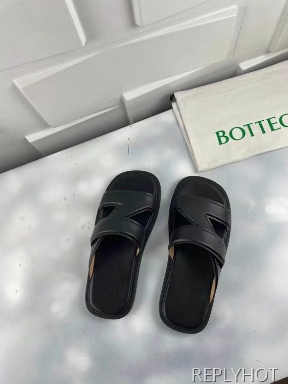 보테가베네타 2021 스트랩 샌들